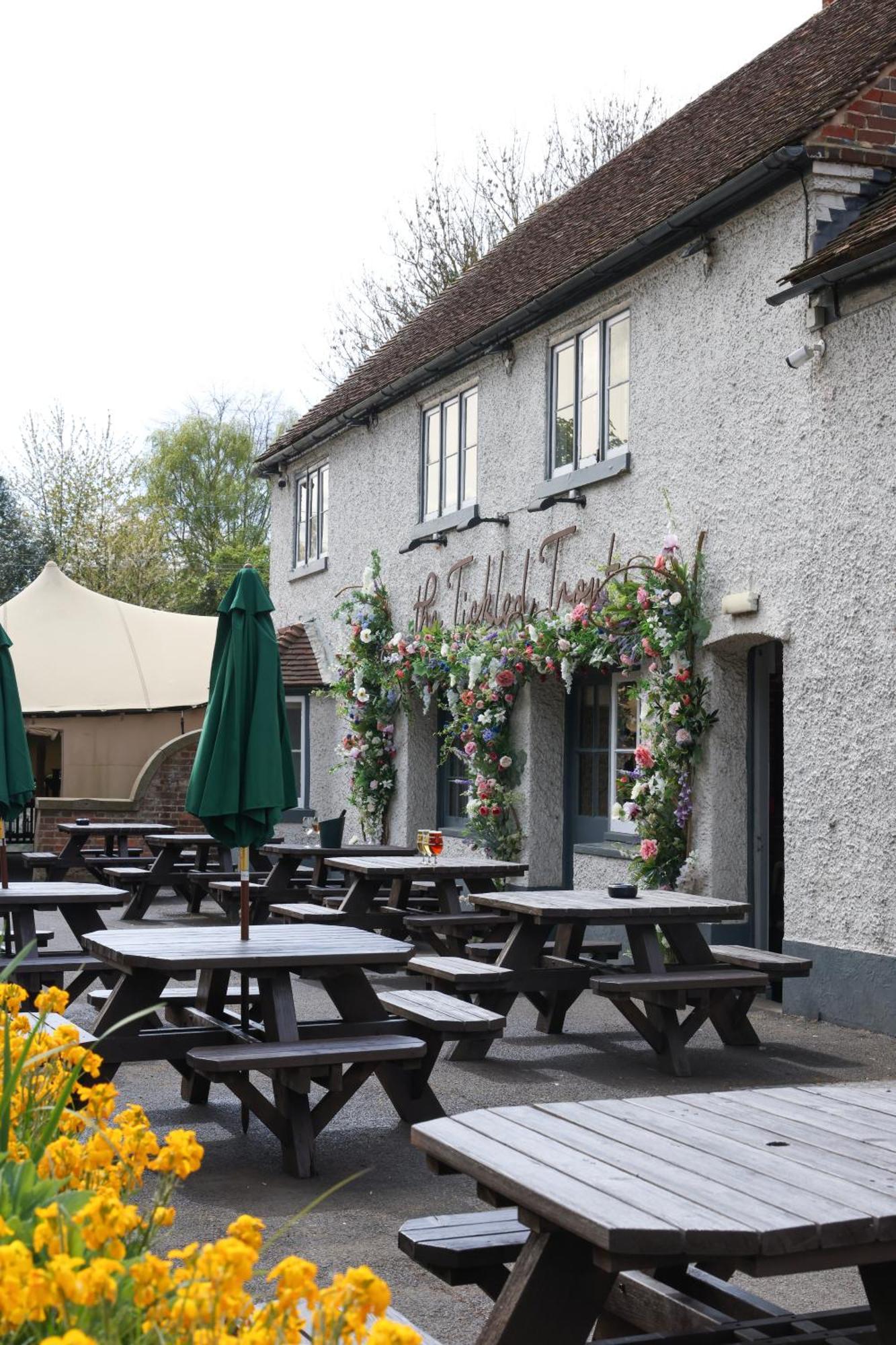 The Tickled Trout Hotel Maidstone Exterior foto